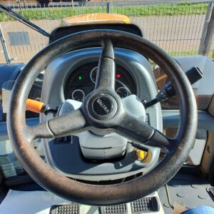 Trator Valtra BH 224 Hitech ano de fabricação 2022.