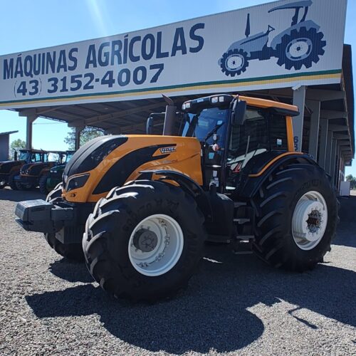 Trator Valtra BH 224 Hitech ano de fabricação 2022.