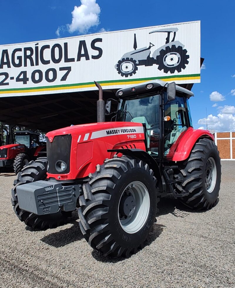 Massey Ferguson MF 7180 cabinado ano de fabricação 2016.