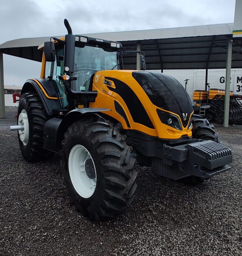 Trator Valtra BH 194 Hitech ano 2021.