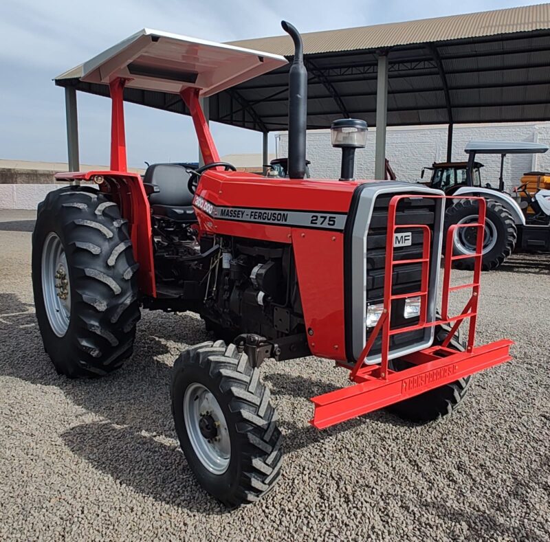 Trator Massey Ferguson MF 275 ano 1987.
