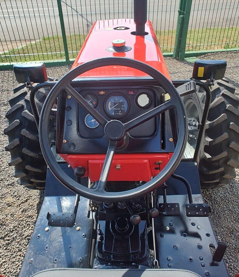 Trator Massey Ferguson MF 275 ano 1998.