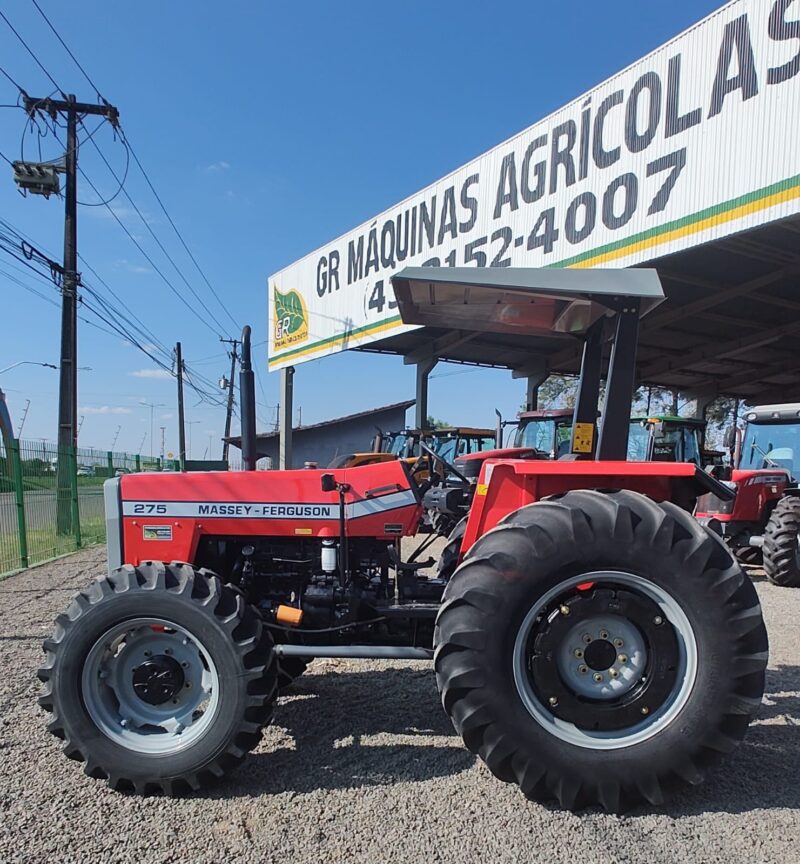 Trator Massey Ferguson MF 275 ano 1998.