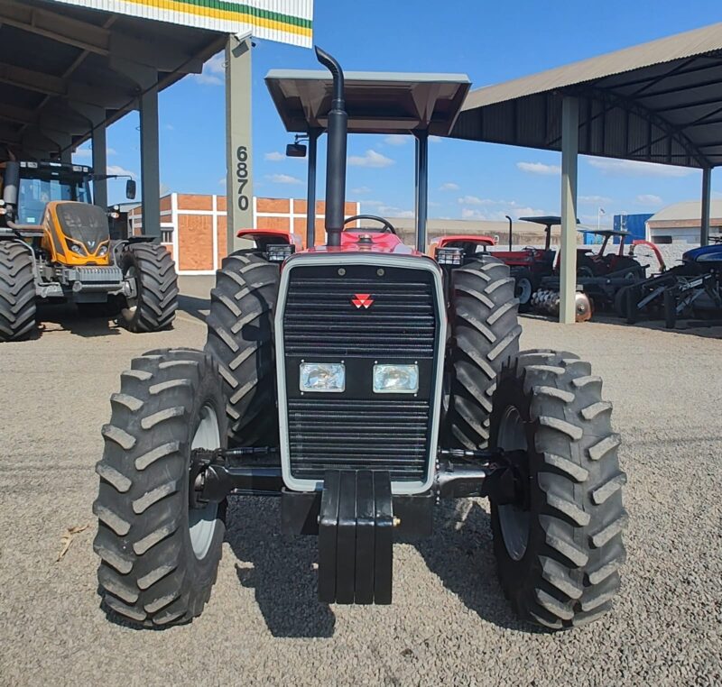Trator Massey Ferguson MF 275 ano 1998.