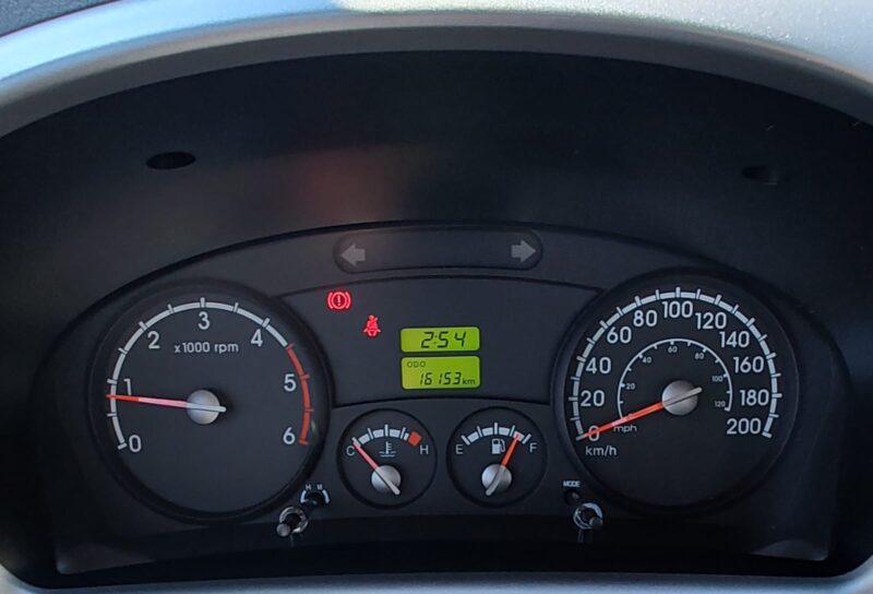 Caminhonete Kia Bongo 2500 ano 2021/22.